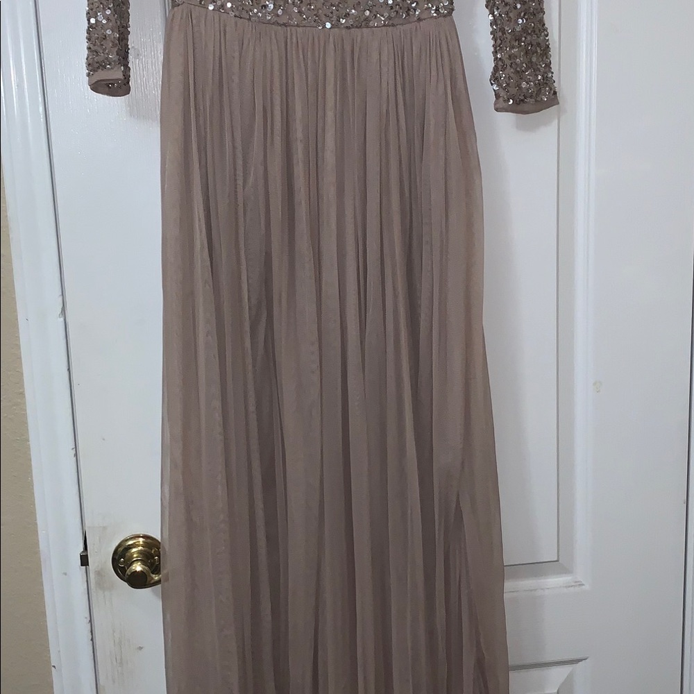 Dress - Picture 2 of 6